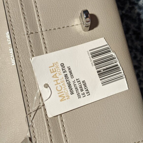 Michael Kors Rivington Stud Large Leather Wallet cement & Silver Hardware NWT - Picture 13 of 16